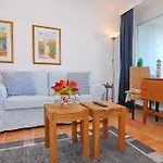 Metropol, Whg 90, Landseite